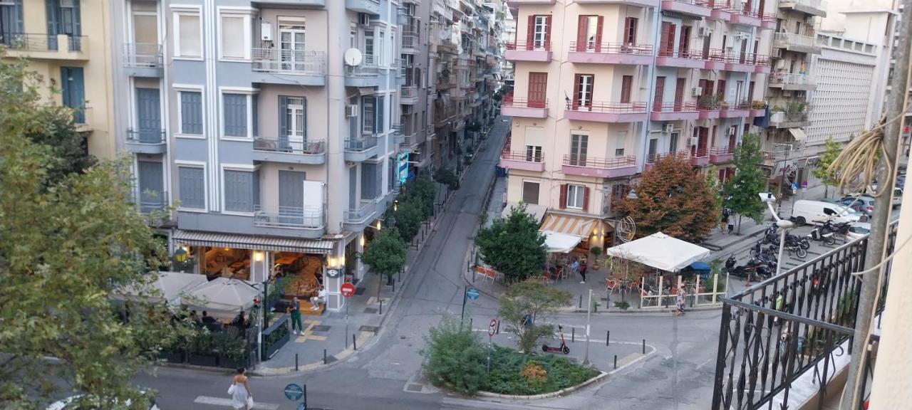 Lovely Apartment In The Heart Of Thessaloniki Center Bagian luar foto