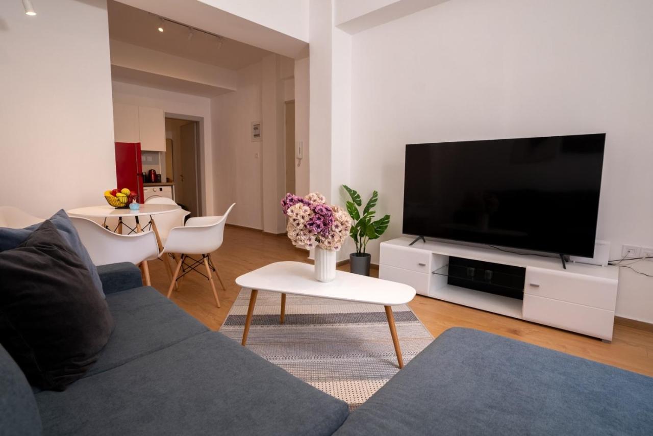 Lovely Apartment In The Heart Of Thessaloniki Center Bagian luar foto